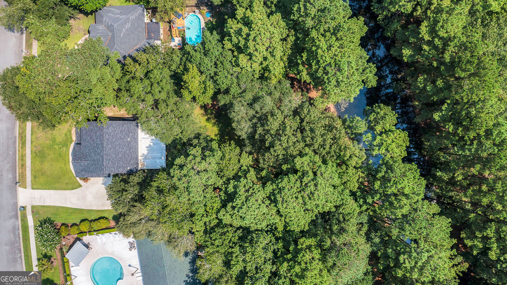 210 Brown Thrush Road