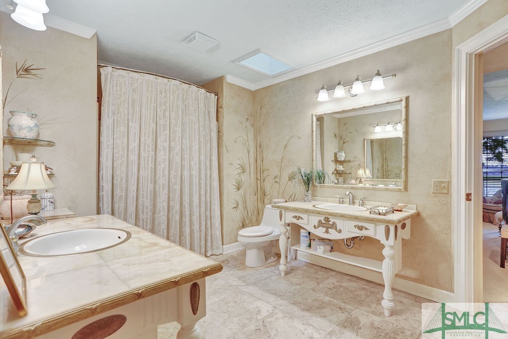 31 Bartow Point Drive