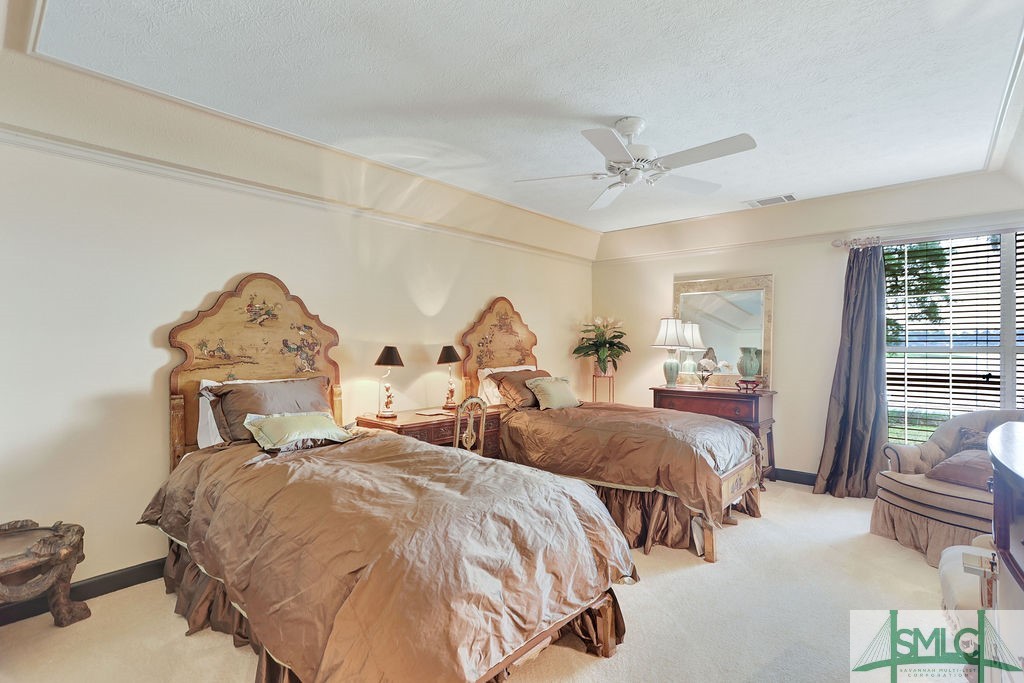 31 Bartow Point Drive