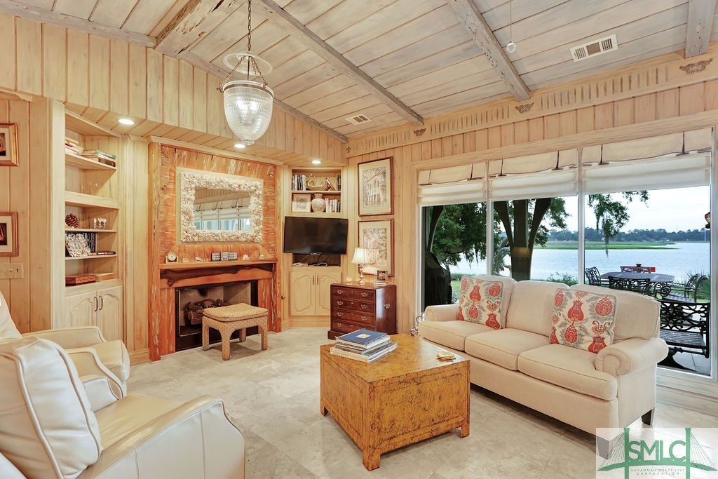 31 Bartow Point Drive