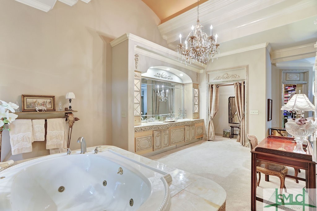 31 Bartow Point Drive