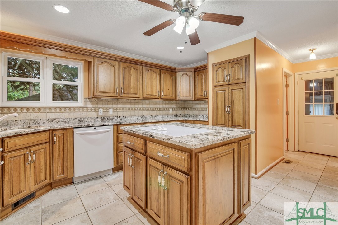 406 Suncrest Boulevard