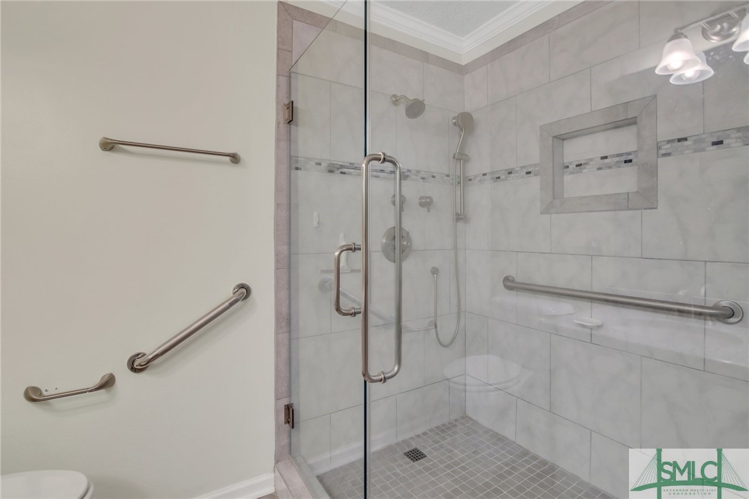 406 Suncrest Boulevard