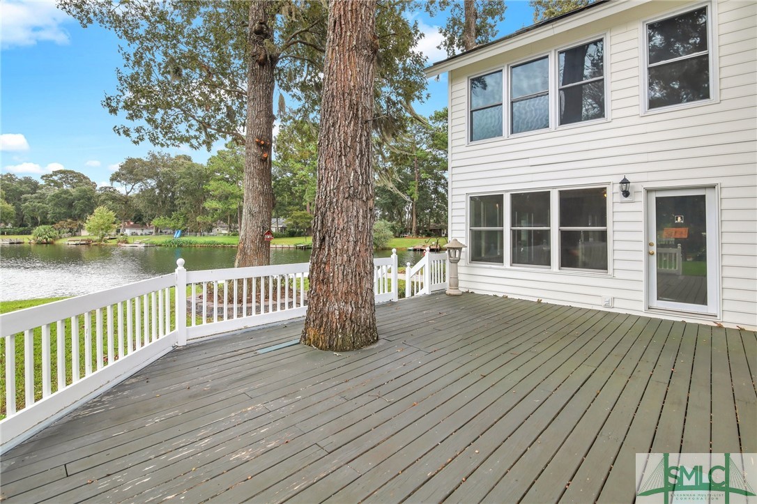 406 Suncrest Boulevard