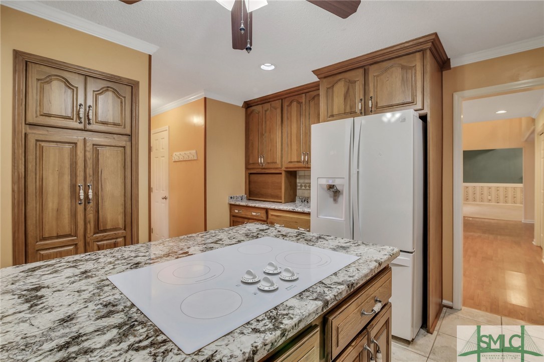 406 Suncrest Boulevard