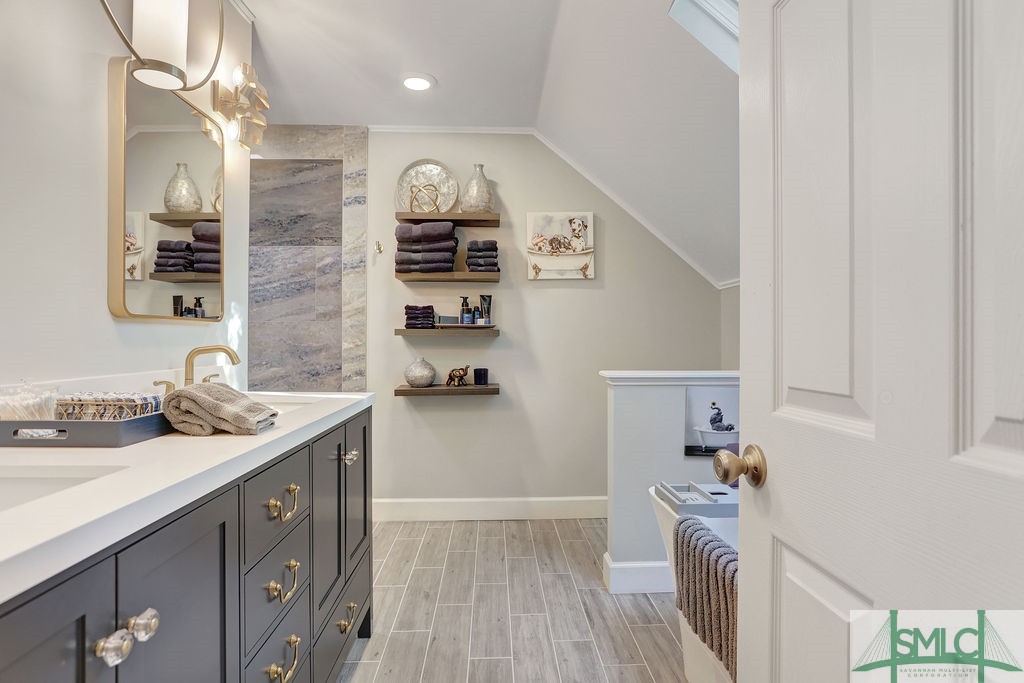 1 Bartow Point Drive