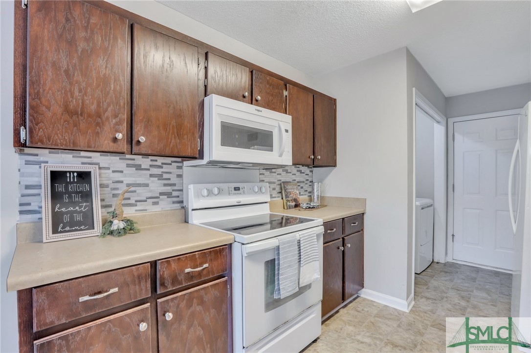 36 Bluelake Boulevard