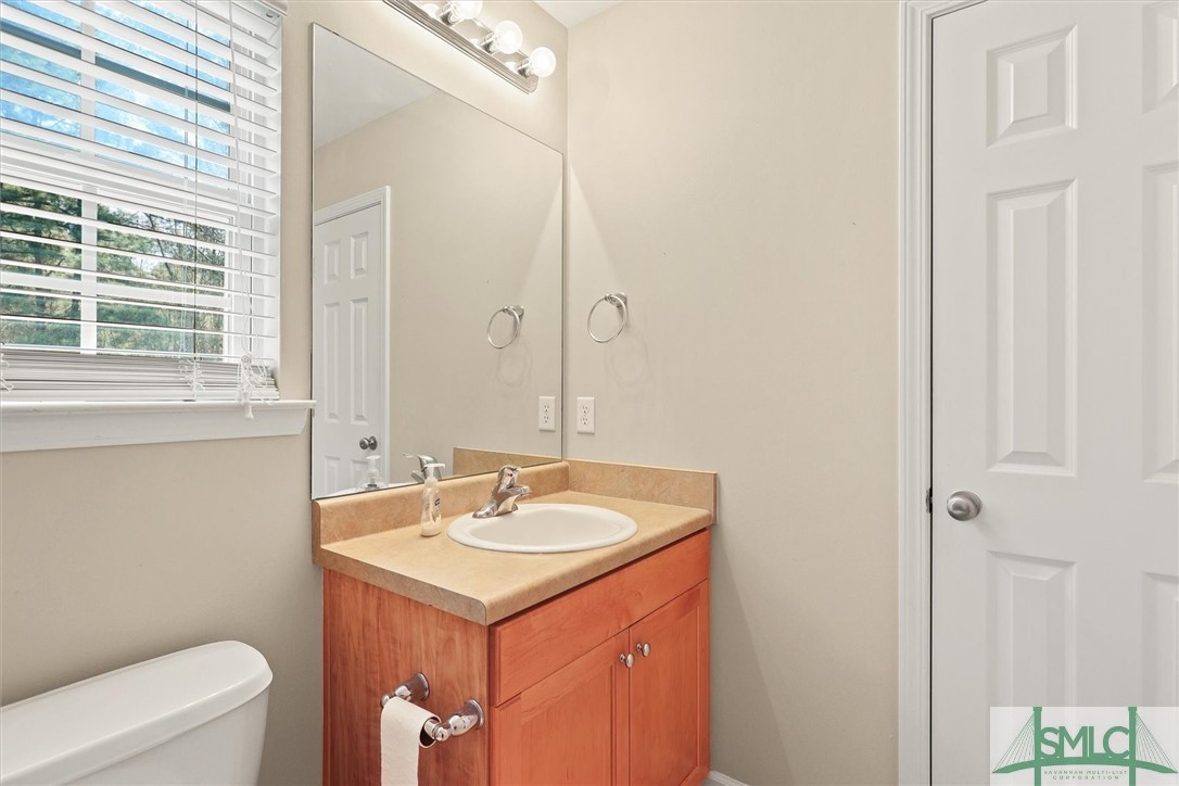 1538 Bradley Boulevard