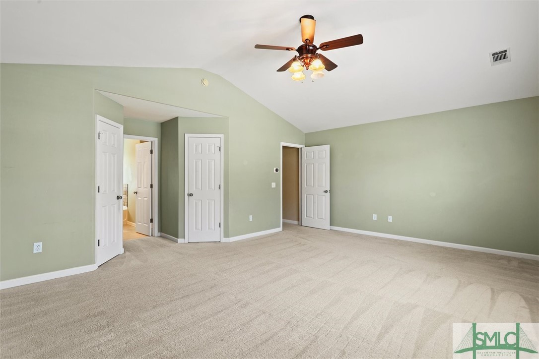 1538 Bradley Boulevard