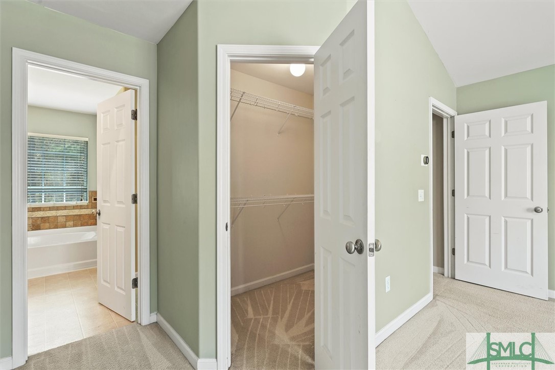 1538 Bradley Boulevard