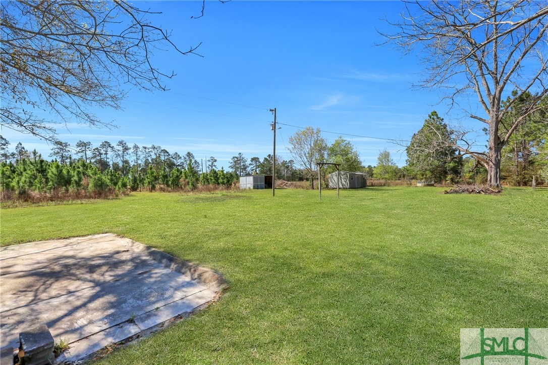 1250 Pless Clifton Road