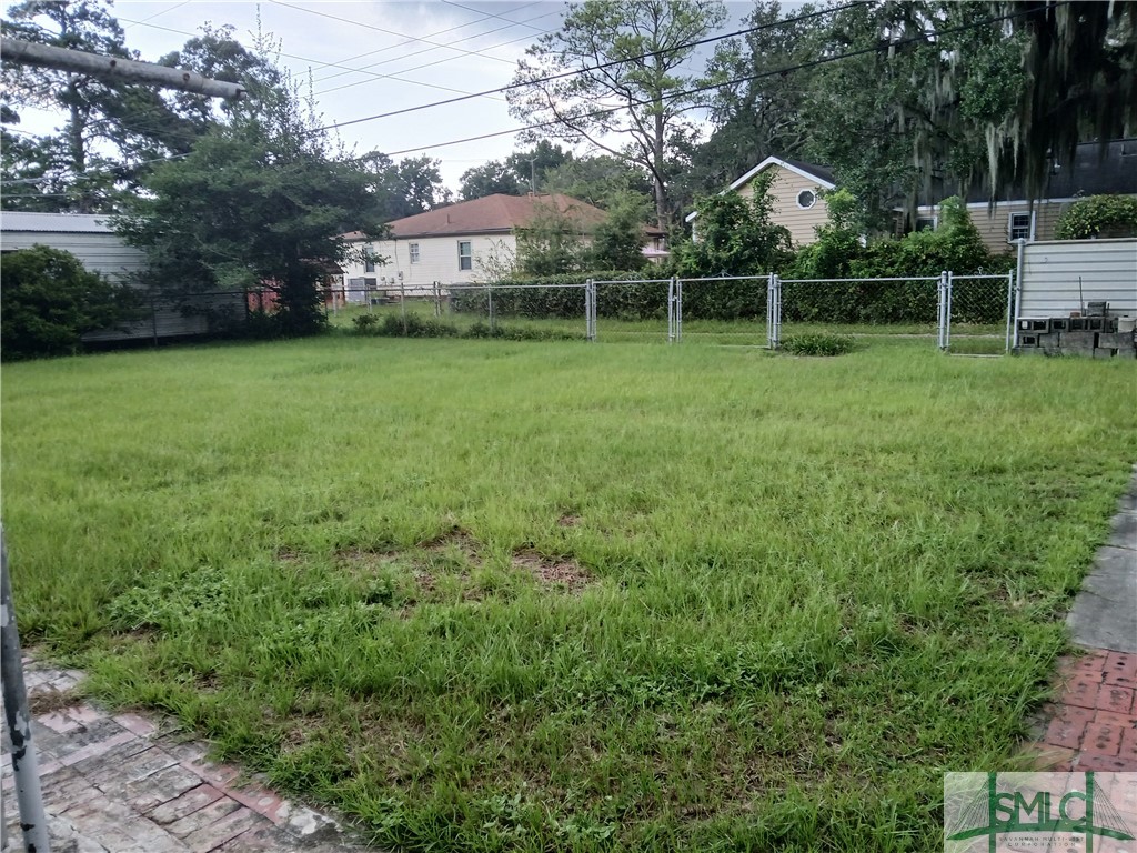 1939 E DeRenne Avenue