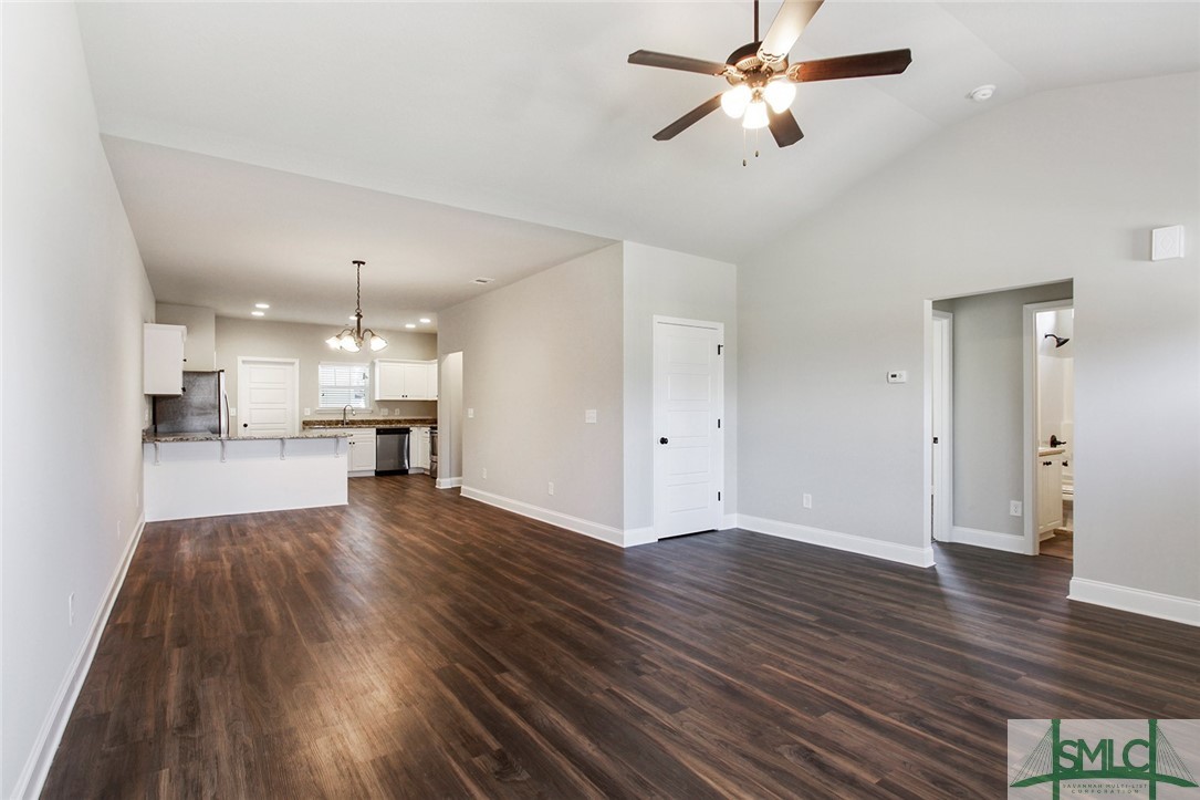 501 Potterstone Square