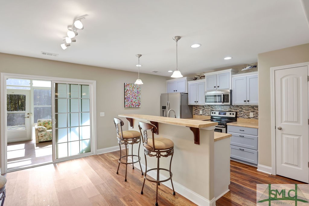 214 Cypress Cove Lane