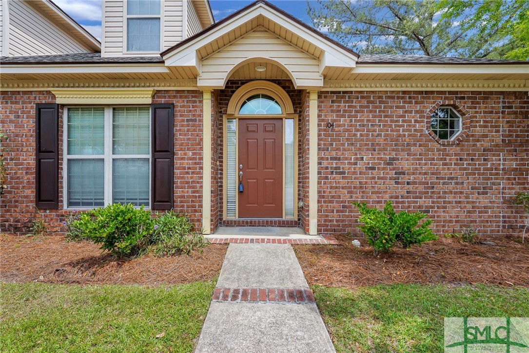 104 Coach House Square