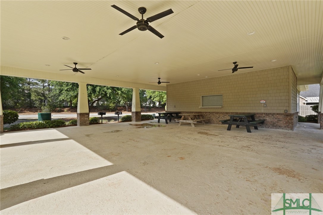 104 Coach House Square