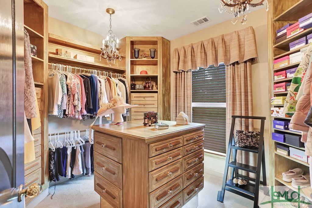 31 Bartow Point Drive