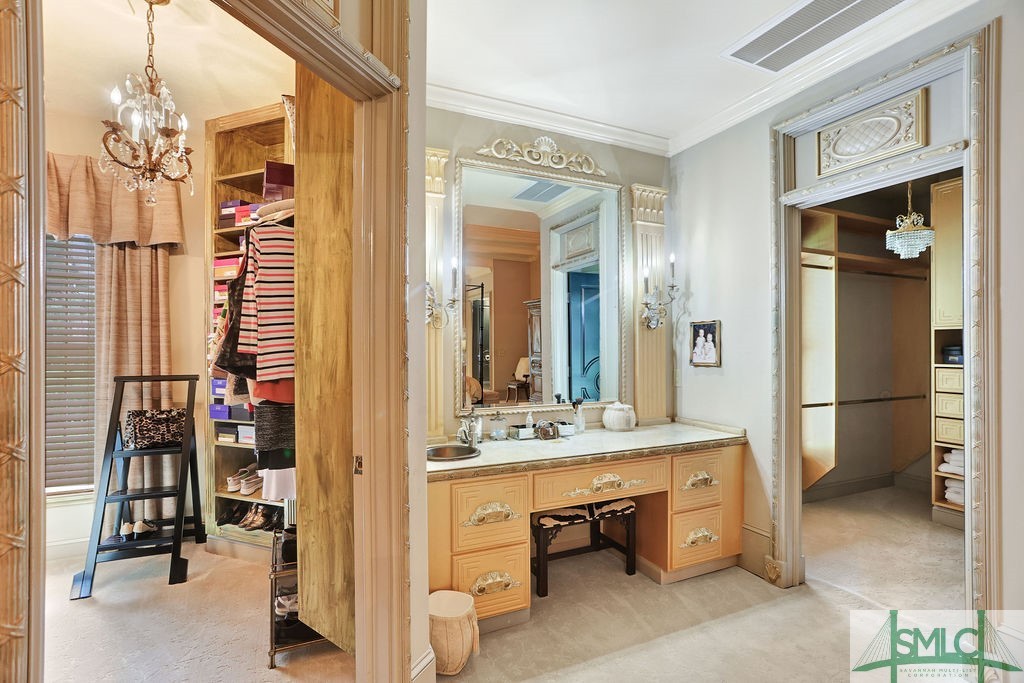 31 Bartow Point Drive