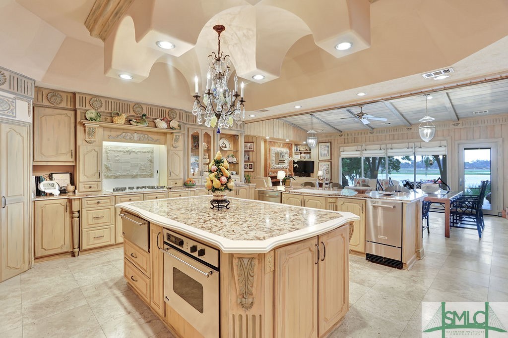 31 Bartow Point Drive