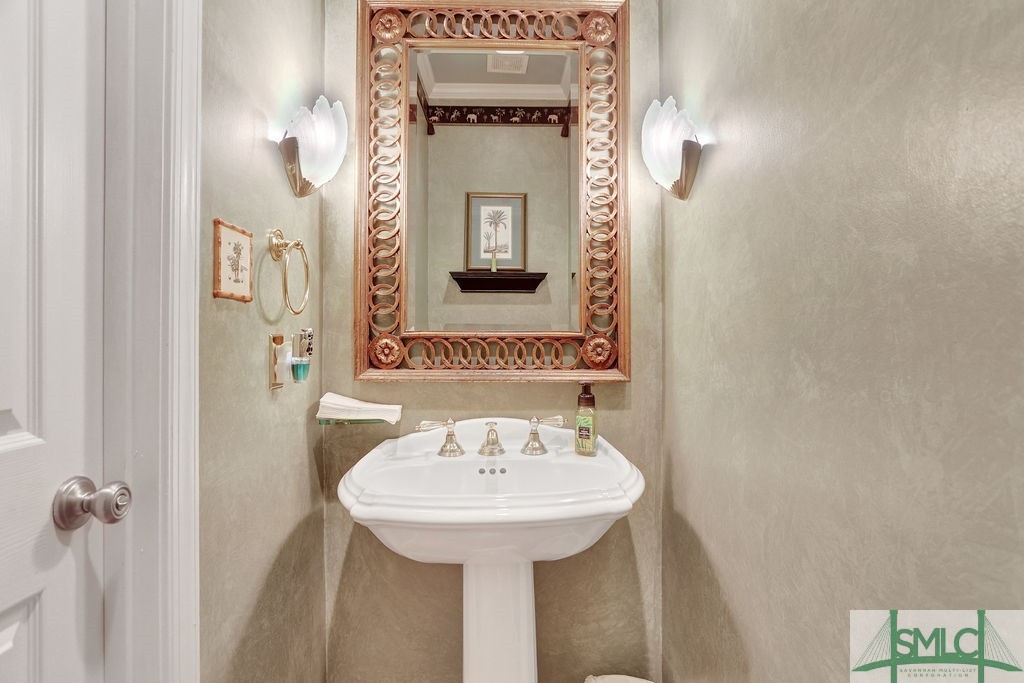 1 Bartow Point Drive