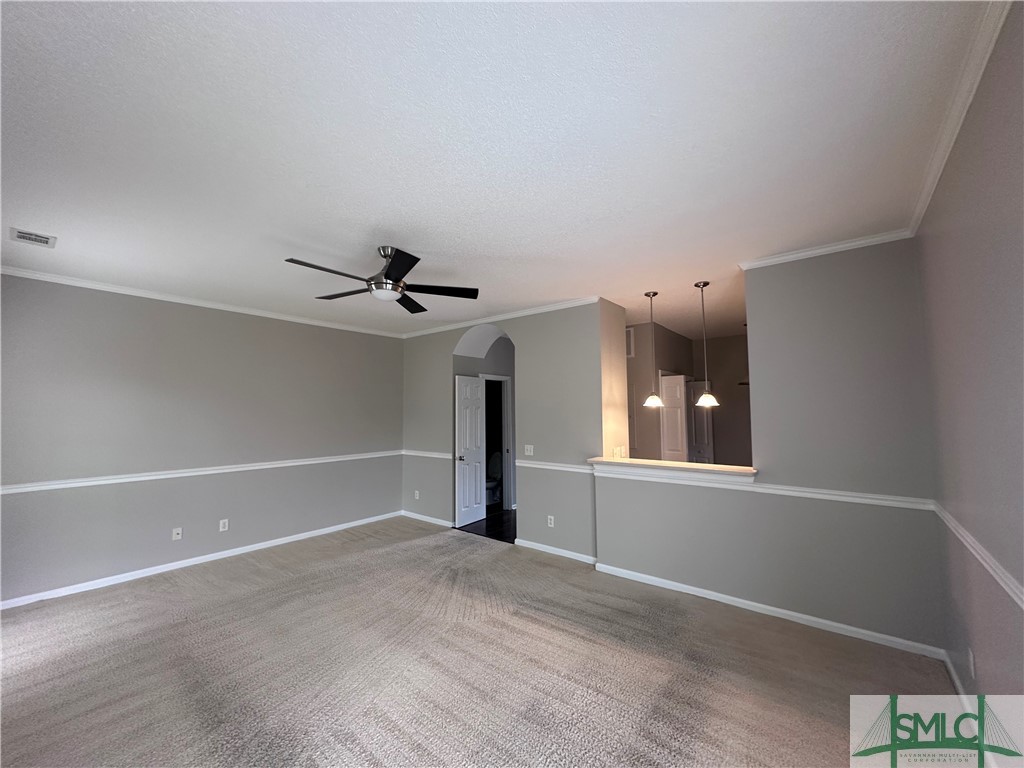 110 Coach House Square