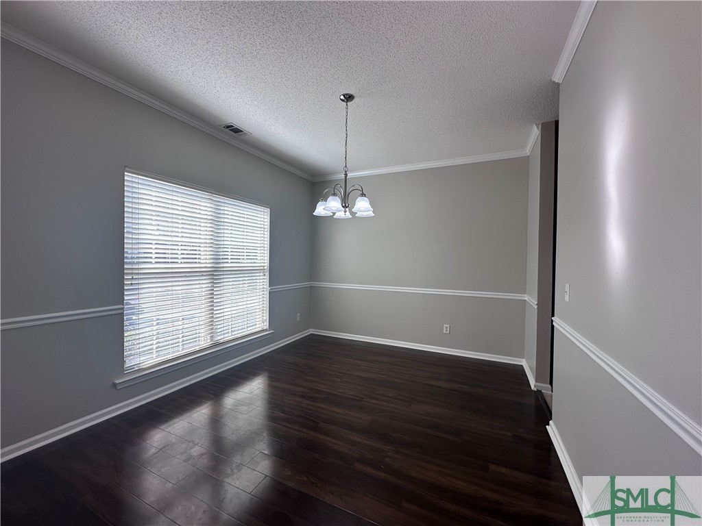 110 Coach House Square