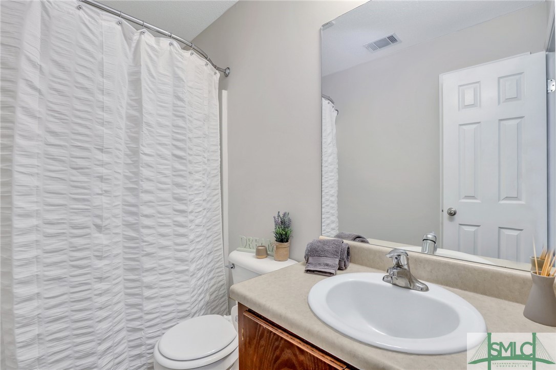 36 Bluelake Boulevard