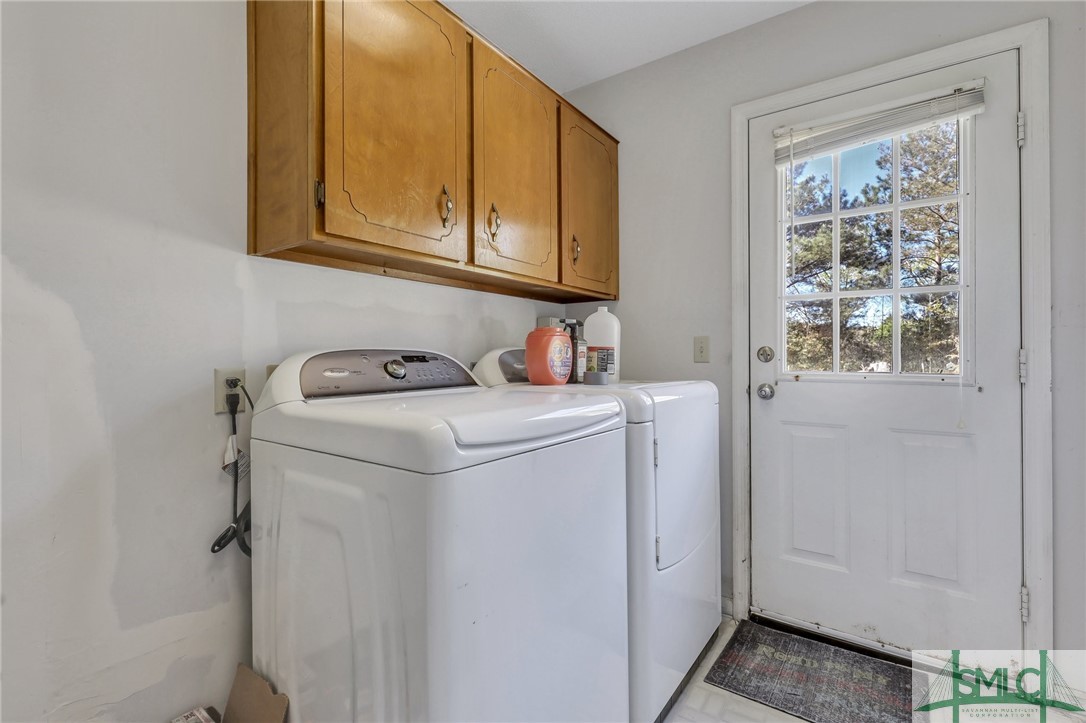 1250 Pless Clifton Road