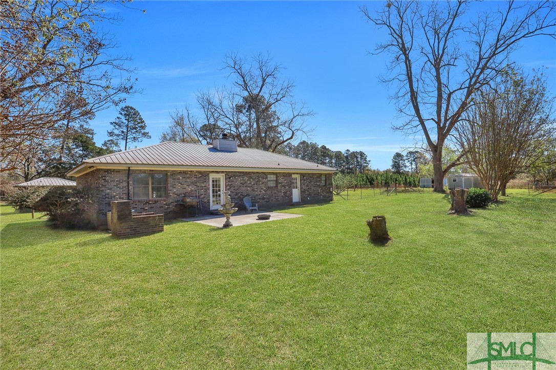 1250 Pless Clifton Road