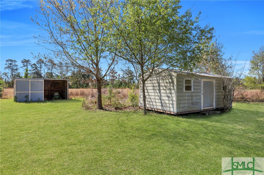 1250 Pless Clifton Road