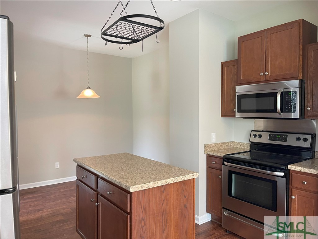 411 Olde Ivey Square