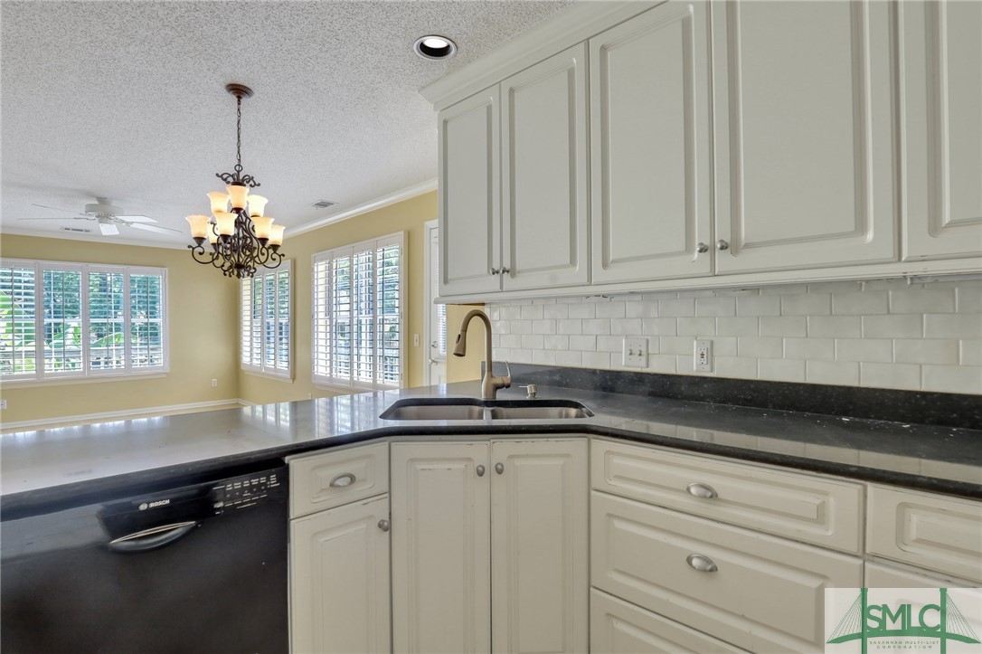 5 Pipers Pond Lane