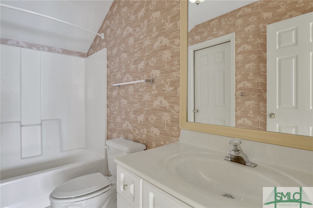 5 Pipers Pond Lane
