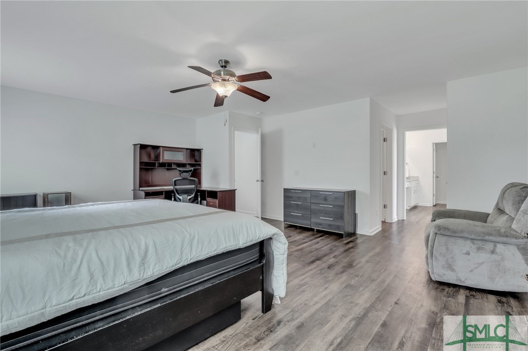 109 E Long Street