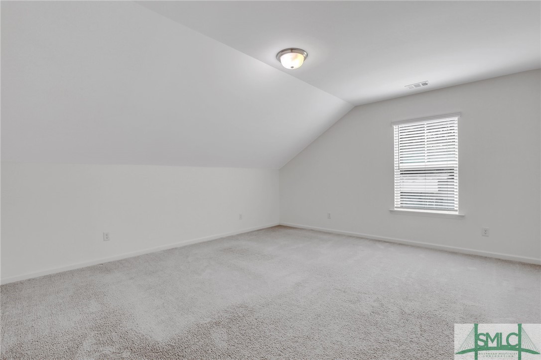 109 E Long Street