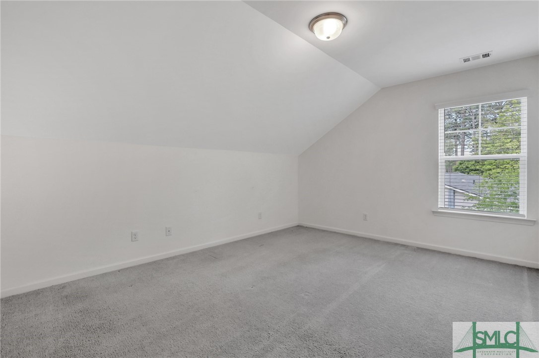 109 E Long Street