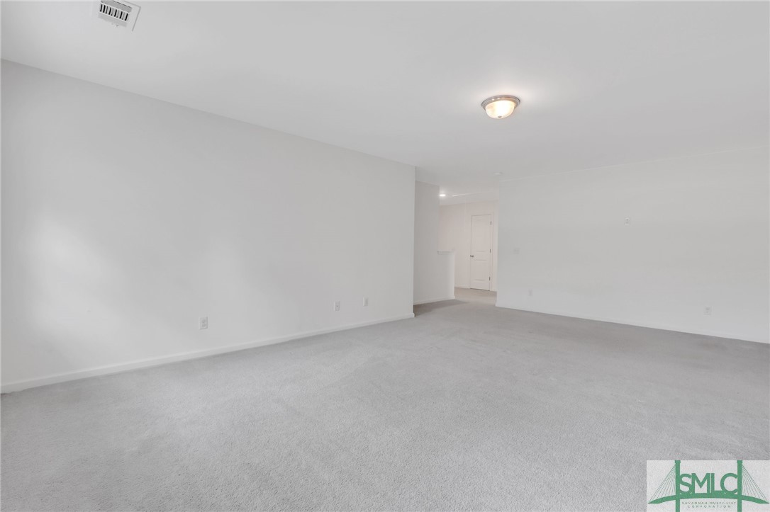 109 E Long Street