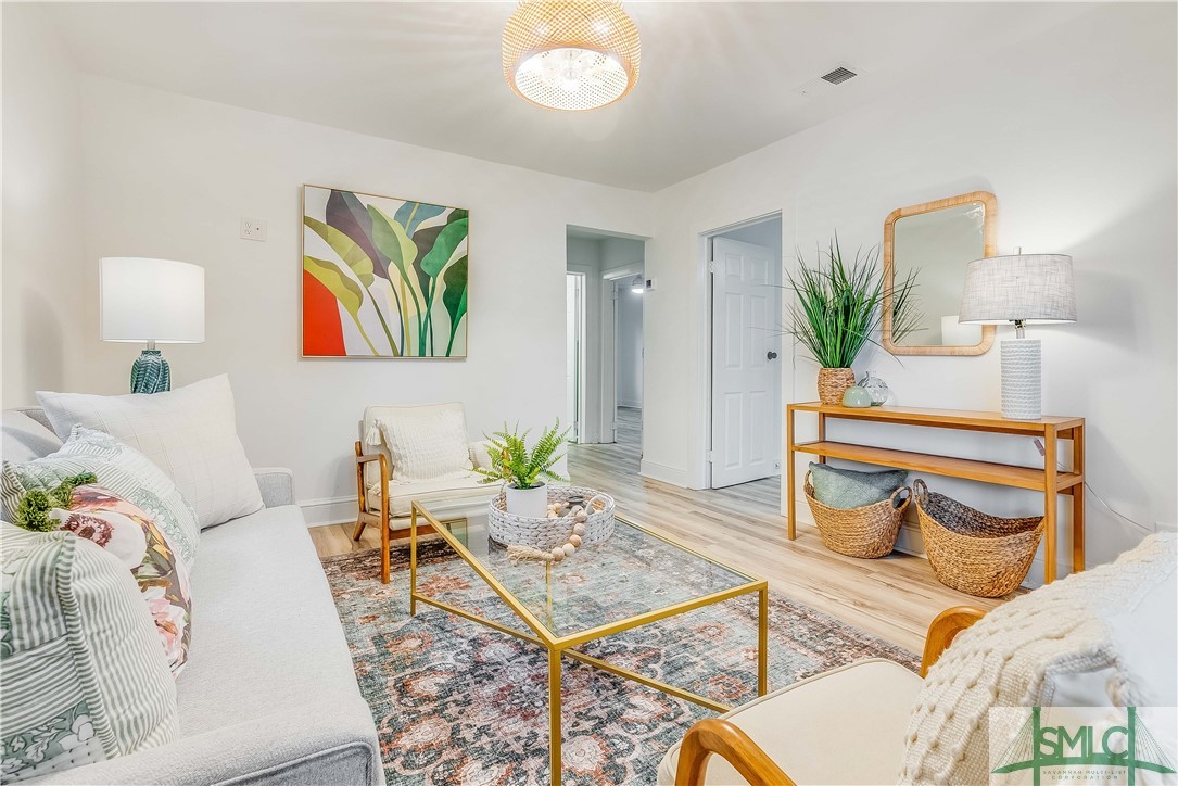 1226 W 51st Street