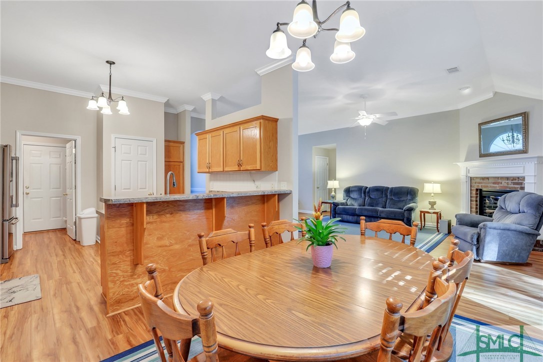 8 Bluebird Court