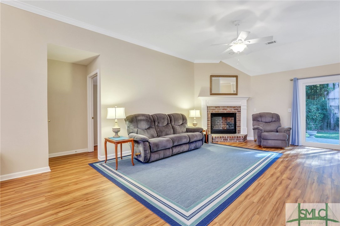 8 Bluebird Court