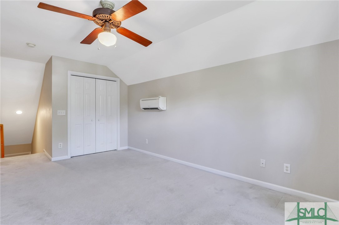 8 Bluebird Court