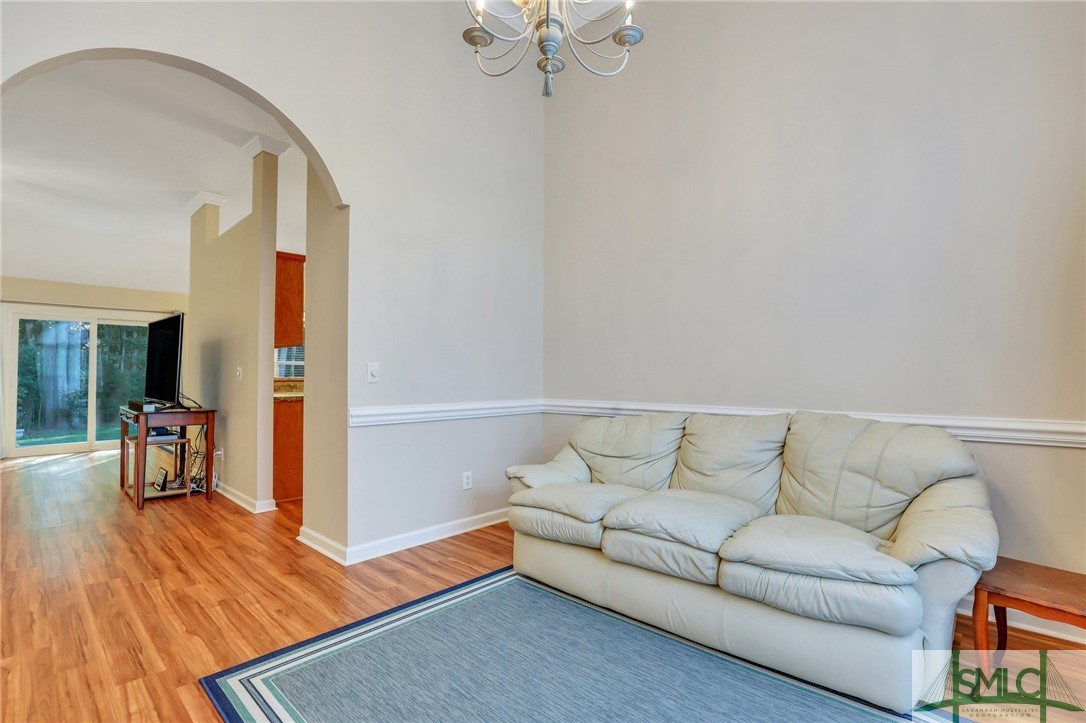 8 Bluebird Court