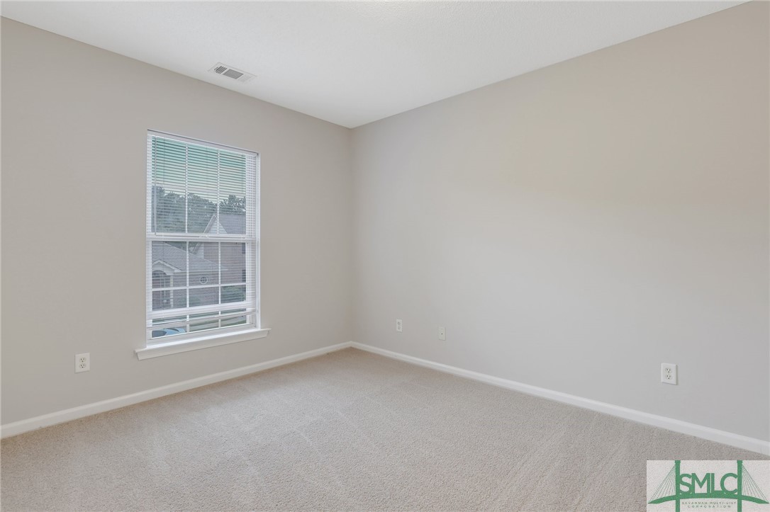 100 Coach House Square