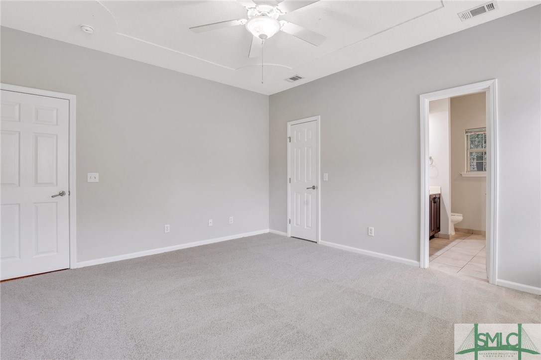 100 Coach House Square