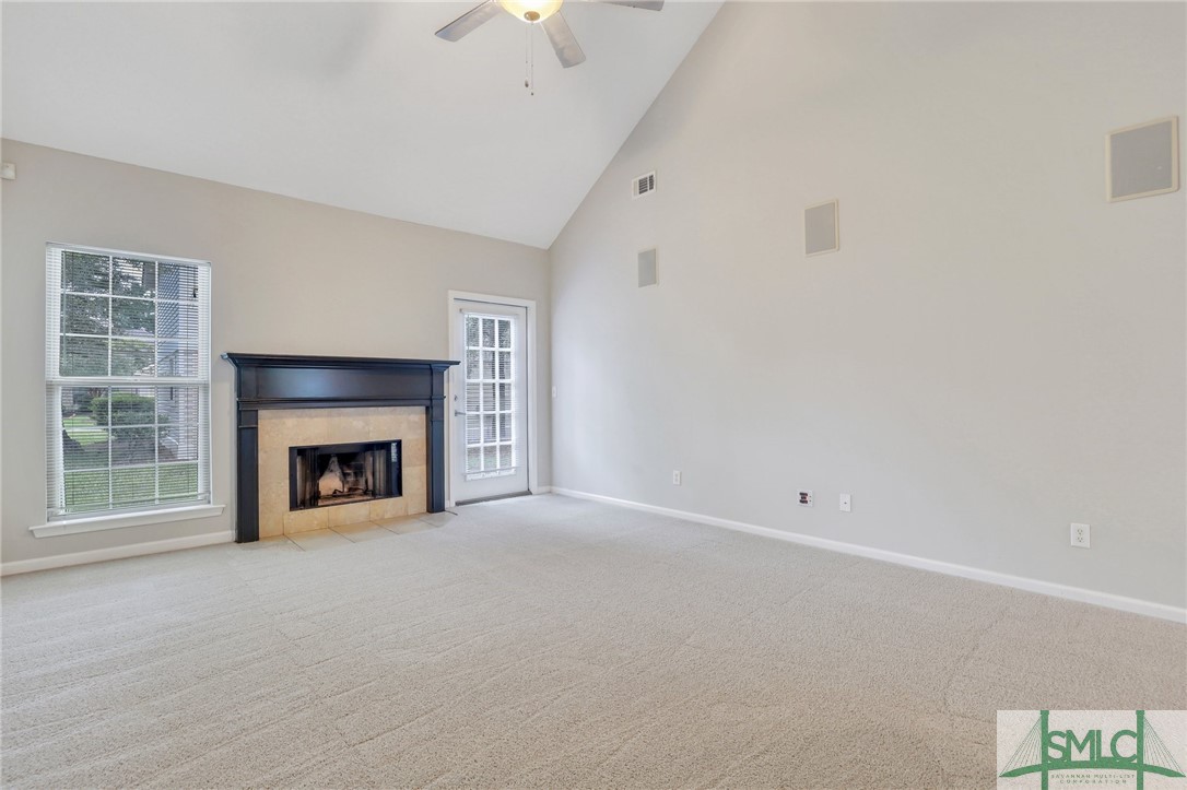 100 Coach House Square