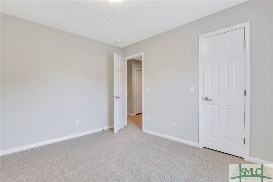 100 Coach House Square