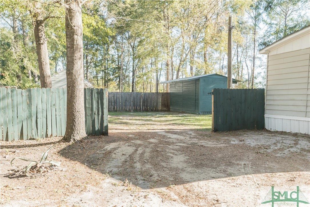 122 Edgewater Drive