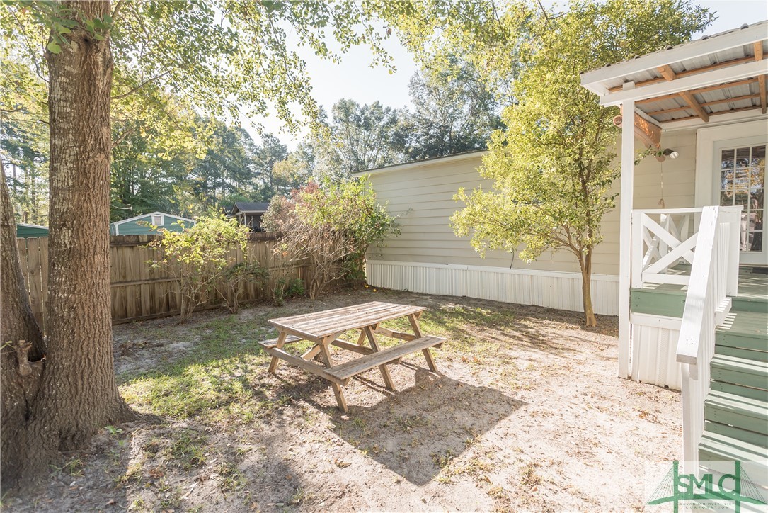 122 Edgewater Drive