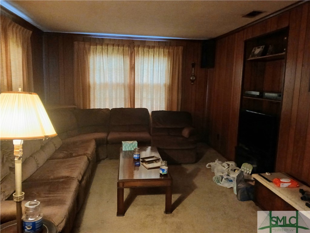 1939 E DeRenne Avenue