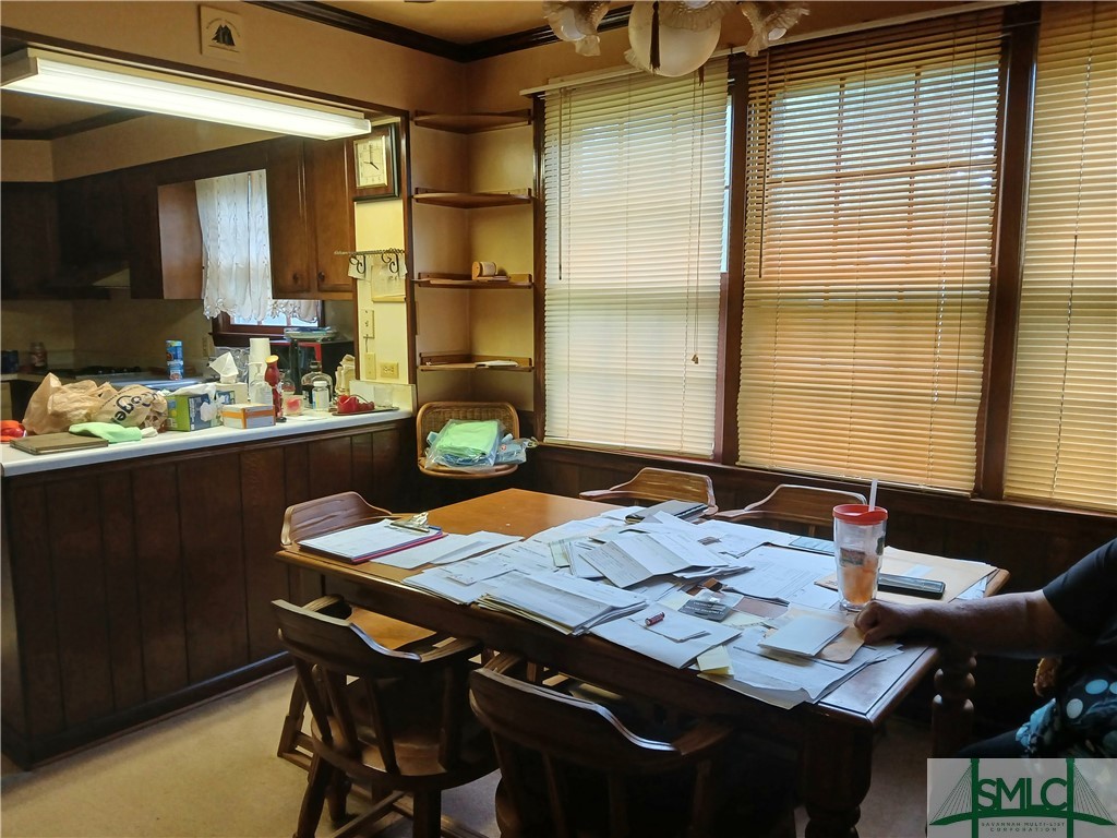 1939 E DeRenne Avenue